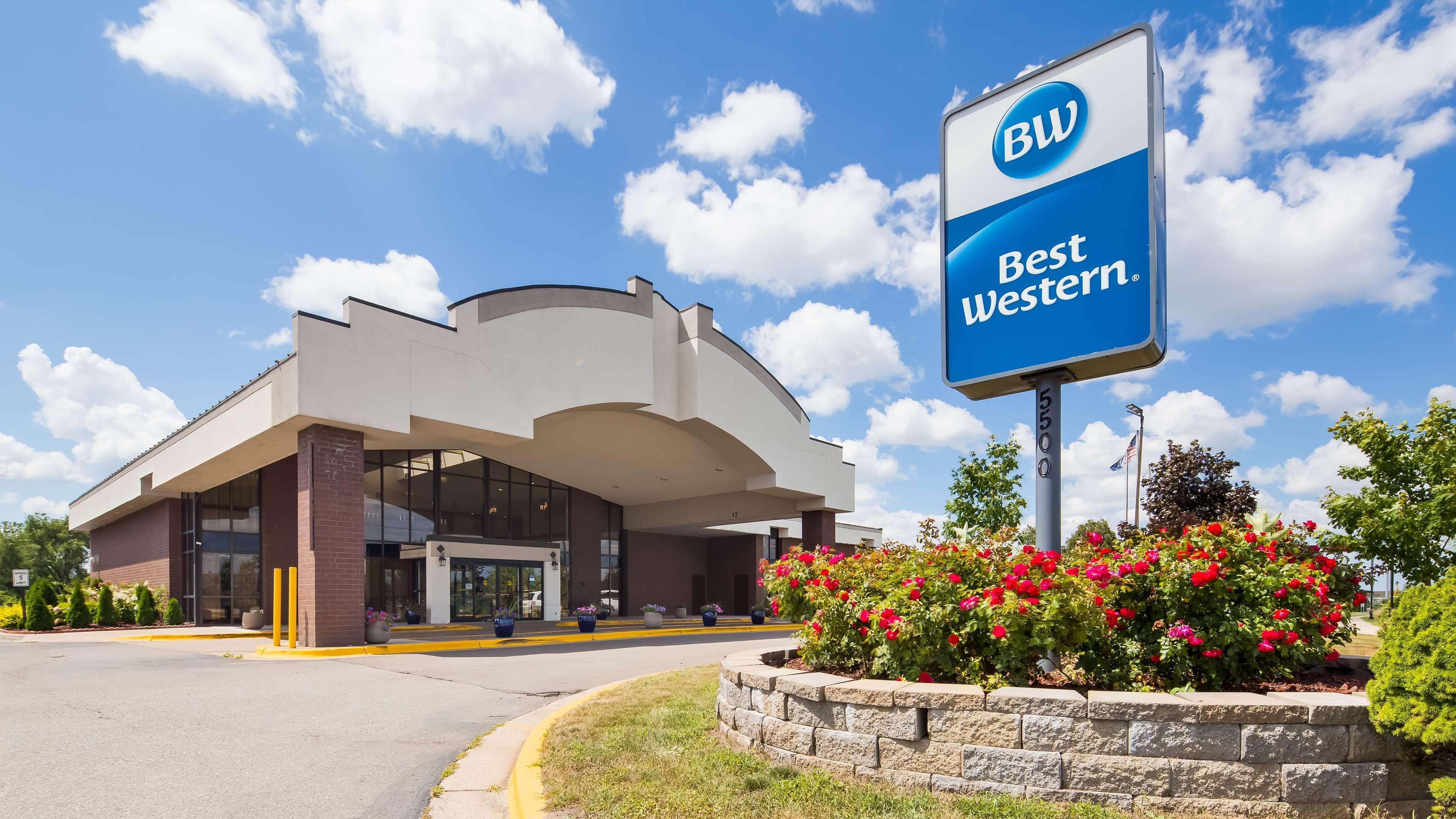 Americinn By Wyndham Grand Rapids Airport North Cascade Exteriör bild