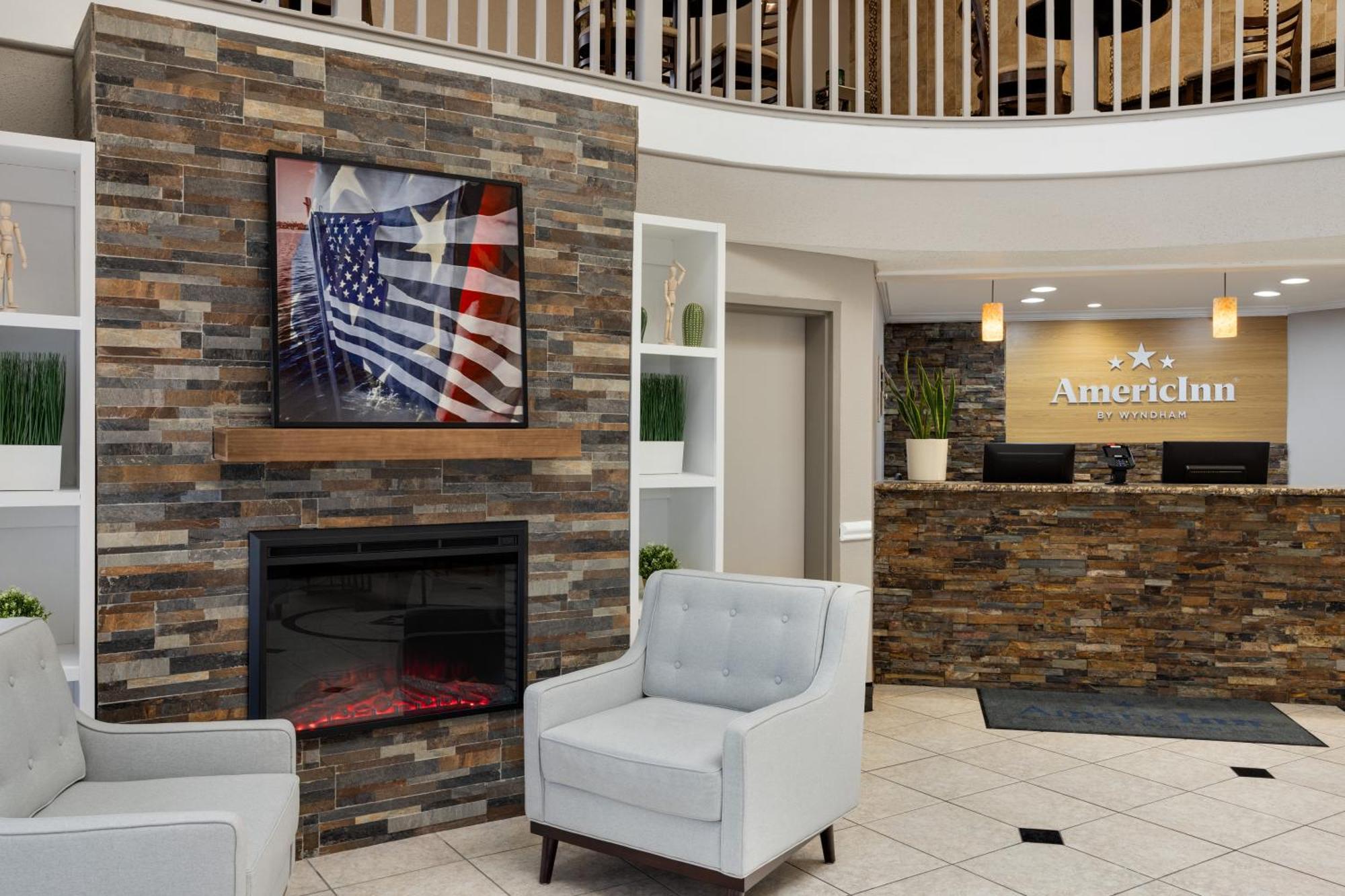Americinn By Wyndham Grand Rapids Airport North Cascade Exteriör bild